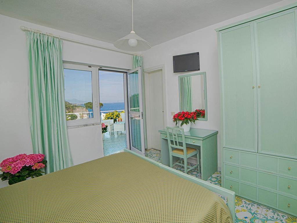 Double Room with Sea View,120521844:JPEG